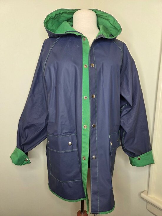 Van Heusen Jackets & Blazers - Womens VTG Hooded Vinyl Raincoat L Reversable Navy Canvas Green Snaps pockets